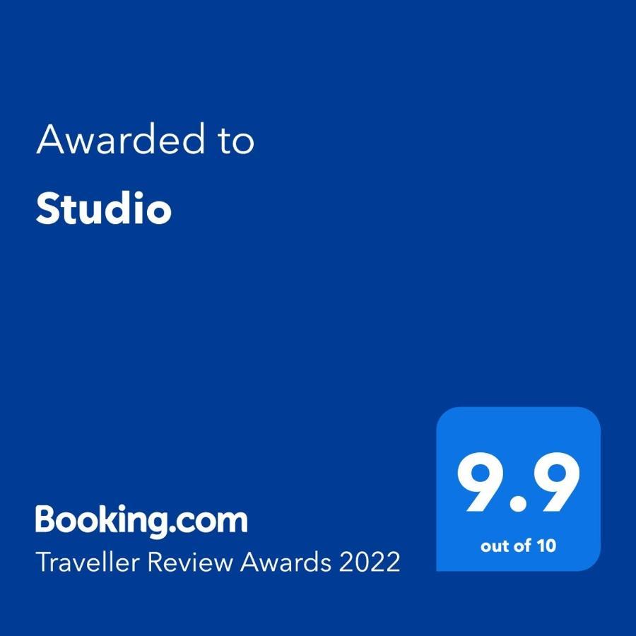 Studio Bukarest Kültér fotó