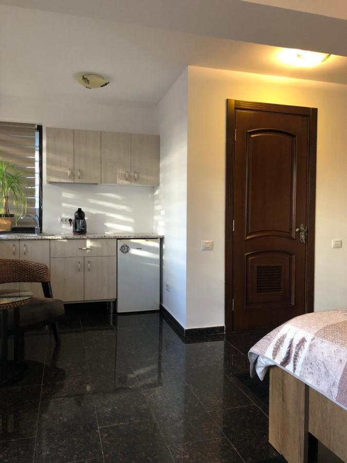 Studio Bukarest Kültér fotó