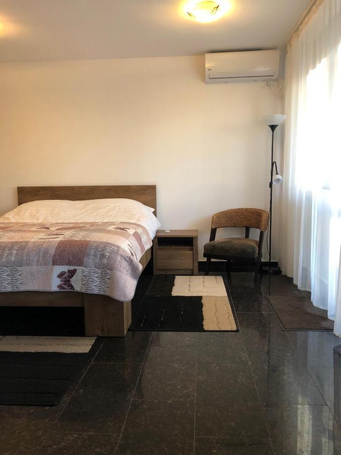 Studio Panzió Bukarest Kültér fotó